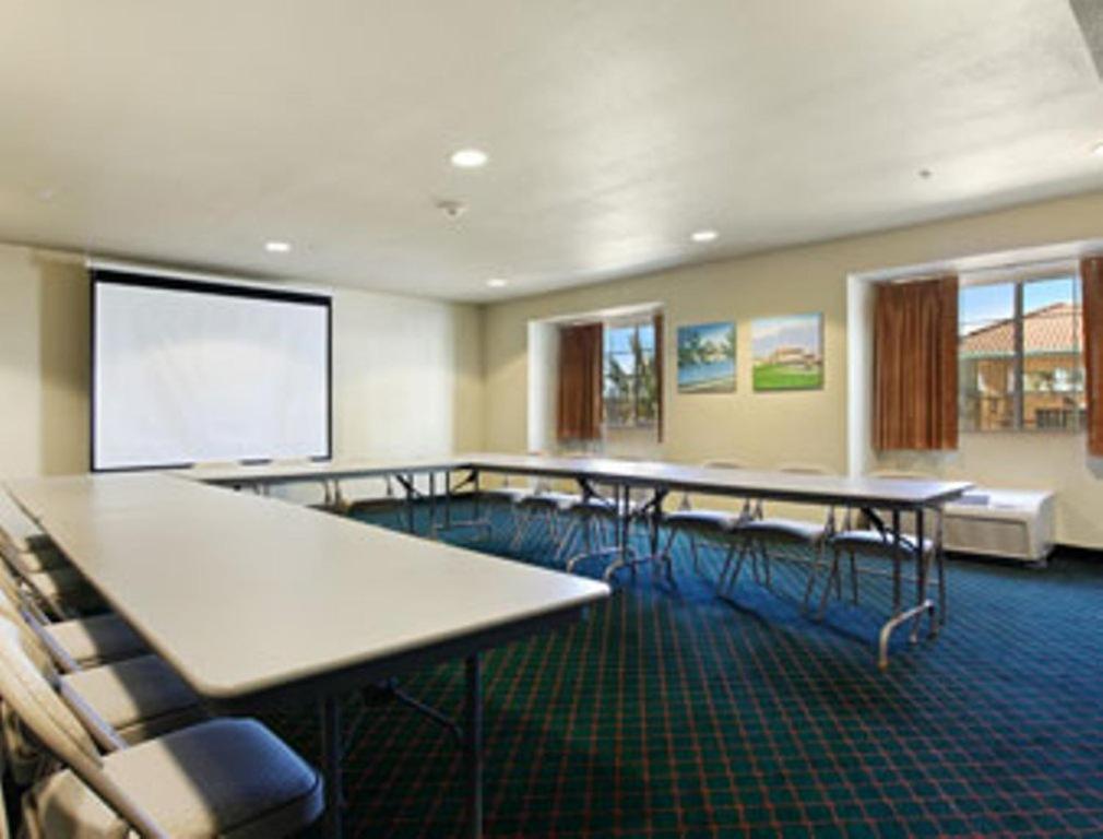 Microtel Inn & Suites By Wyndham Wellton Faciliteiten foto
